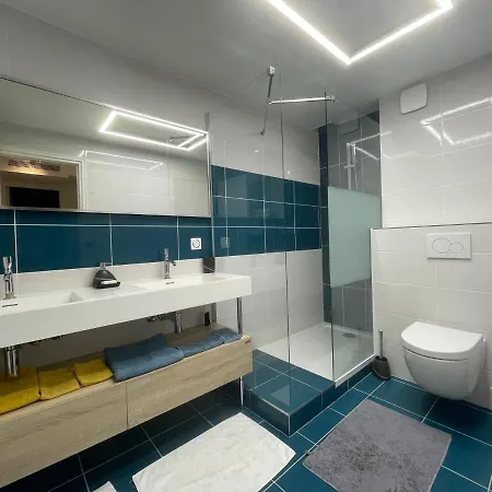 Hyper-centre Place D'erlon Superbe Duplex Reims